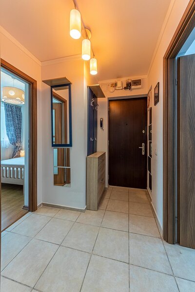 Dimitrie Cantemir, langa gura de metrou Tineretului si Dristor Kebap